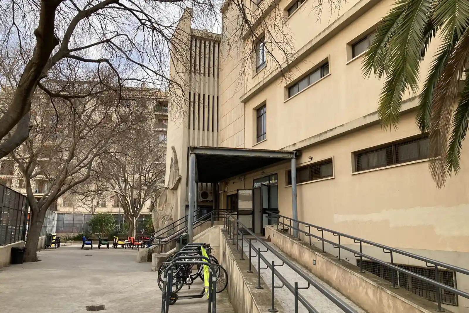 Entrada del centre